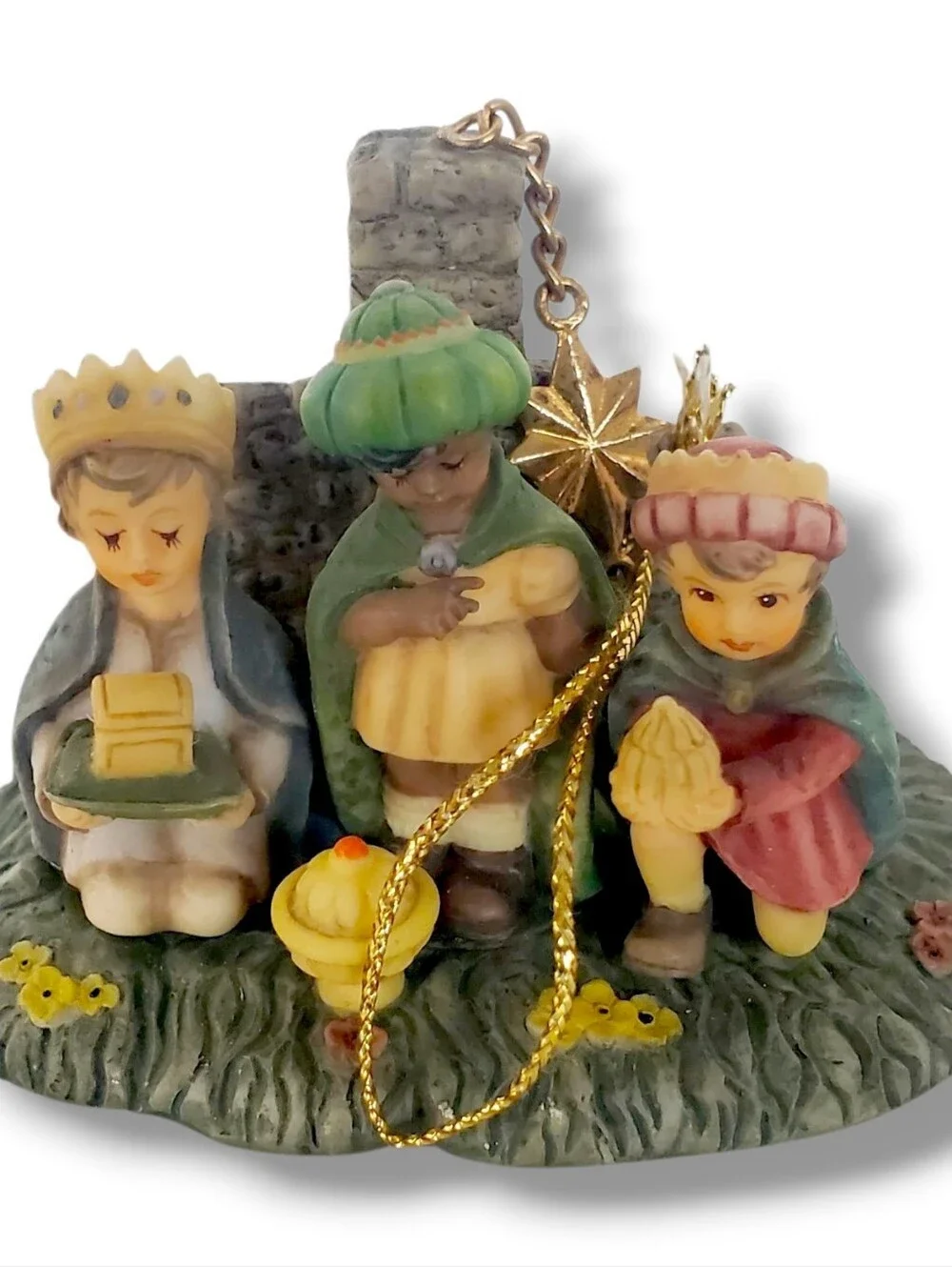 Berta Hummel Bradford Exchange O Holy Night First Issue Christmas Ornament